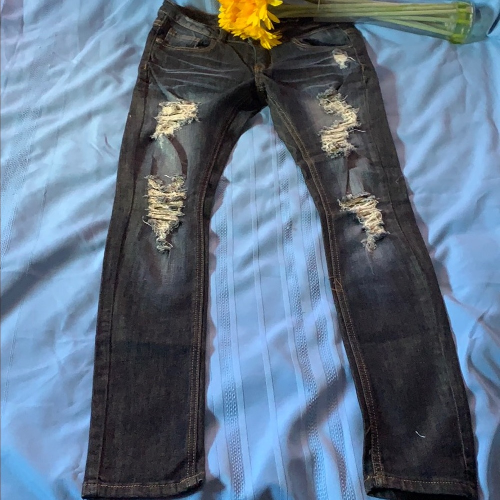 🔥SALE🔥LAST 1💖DESTROYED DARK-WASH SKINNY JEANS - Picture 6 of 8